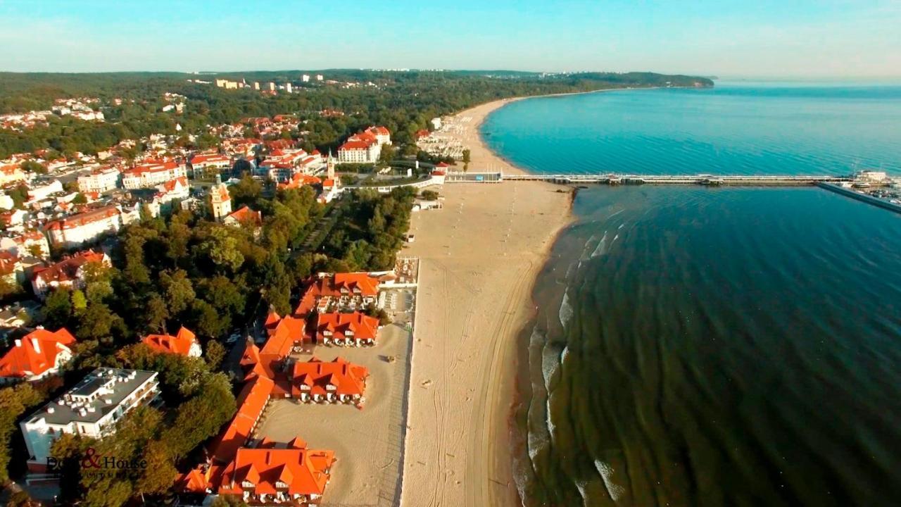 Dom & House - Studio Apartment With Sea View Sopot Esterno foto